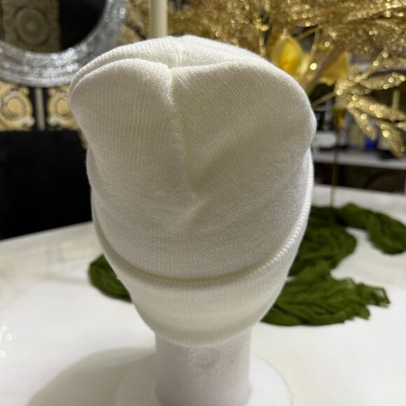 White Knit Beanie With Black NY Logo – Unisex Winter Hat - Picture 6 of 8